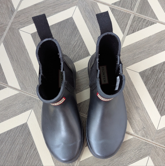 Hunter Chelsea Rain Boots Size 6 - Picture 2 of 14